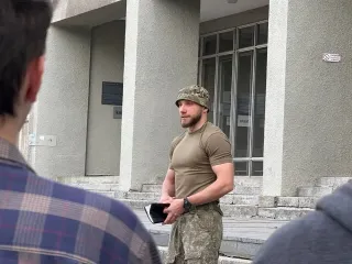 Слушали под стенами: защитника Киева не пустили читать лекцию в "Могилянку", — командир 3 ОШБр