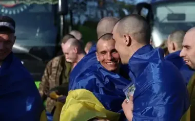 Most of soldiers returned from Russian captivity today are young people born after 2000, - Coordination Centre. PHOTOS