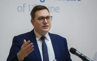 "Як оголосити голодування і потайки їсти цукерки": у Чехії висміяли "перемир'я" Путіна