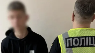 Four underage persons suspected of assaulting military serviceman in Kyiv
