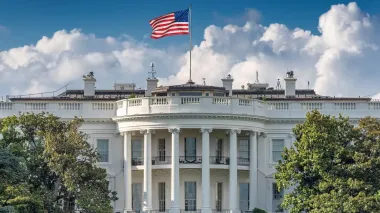 В США тысячи служащих получили доступ к конфиденциальным документам Белого дома