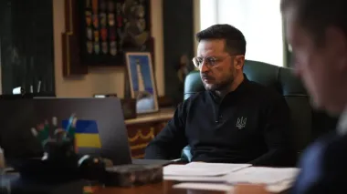 Зеленский анонсировал встречу с партнерами в Лондоне по "мирным предложениям"
