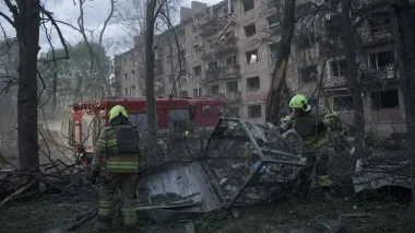 Death toll from Russian night strikes on Kyiv increases to 10, 90 people injured
