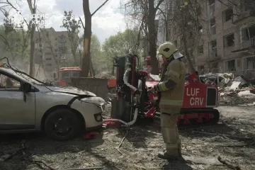 Врезалась одна тонна: Reuters назвало тип ракеты, которой ВС РФ разрушили дом в Киеве