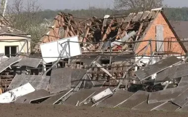 Consequences of Russian attack on Khmelnytskyi region: 38 private houses, windows in 250 apartments, and social infrastructure facilities damaged. PHOTOS