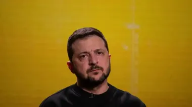 Зеленский после доклада Сырского: РФ во время массированного удара усилила штурмовые действия
