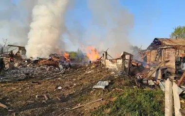 РФ сбросила 250-килограммовую бомбу на дом под Лиманом: погибли отец и сын