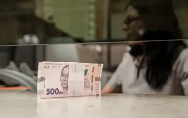 Міністри України за рік подорожчали на 24%: у середньому по 100 тисяч на місяць – і це тільки зарплата