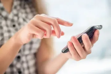 Українці отримують повідомлення про "чужі" борги: в Ощадбанку пояснили причину