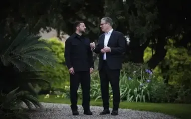 Zelenskyy spoke about his meeting with Starmer: they discussed necessary steps to achieve ceasefire and security guarantees. VIDEO