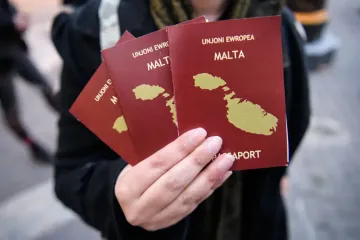Мальта выдавала "золотые паспорта" россиянам, которые находятся под санкциями ЕС и США, — FT