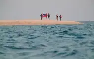 Филиппины на спорном острове подняли свой флаг