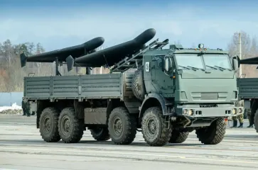 В РФ решают проблему с бронированием военных грузовиков: что поменяют в "Камазах" (фото)