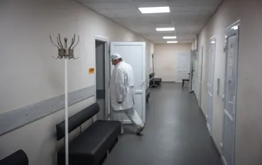 Некоторых медиков могут разбронировать: Минздрав получил запрос от Минобороны