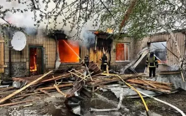 Occupiers strike Dobropillia and Sloviansk: one injured, houses, vehicles, and mine facility damaged. VIDEO&PHOTOS