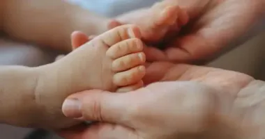 На Хмельнитчине женщина морила голодом 6-месячного младенца