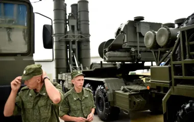 В Росії невідомі дрони долетіли до об'єкта космічної розвідки, - ЦПД