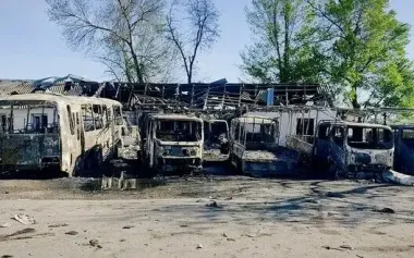 Shelling in Dnipropetrovsk region: facility repairing frontline roads damaged, two workers injured. PHOTOS