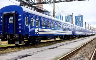 УЗ необхідно позбавити монопольного статусу на ринку залізничних перевезень, - УАК