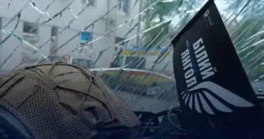 Полицейские эвакуировали из Лиманской общины в Донецкой области 18-летнего парня и пожилых супругов