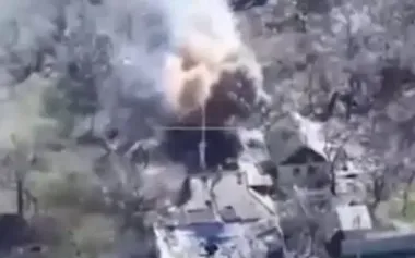 Drone operators of 5th SAB destroy opccupiers mortar and ammunition depot. VIDEO