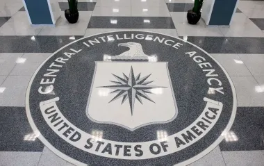 Трамп скорочує штат ЦРУ і розвідки на тлі загроз від Китаю і Росії, - WP