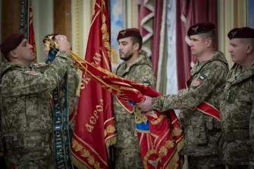 День Перемоги у Європі. Українські воїни доєднаються до військової ходи