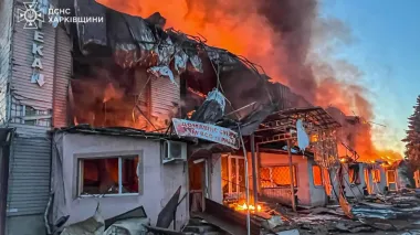 Через російську атаку на Харківщині почалася масштабна пожежа