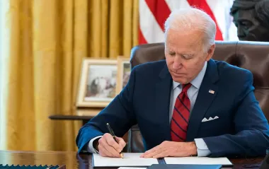Румынию вычеркнули из безвизового списка США: решение Байдена аннулировали