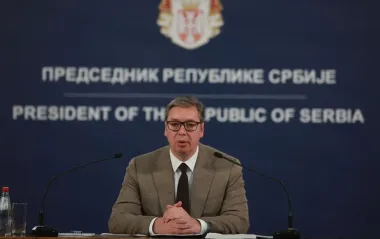 Чтобы не ехать к Путину? Вучич лег в больницу после внезапного возвращения из США
