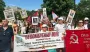 "Подстраивают картинку": украинцы В США вышли на контрпротест к российскому "бессмертному полку" (видео)