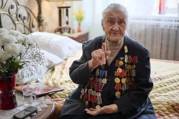 AP PHOTOS: On Victory Day, veterans recall the Soviet Union's sacrifice in World War II