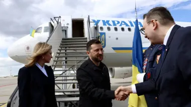 Zelenskyy arrives in Czechia on visit