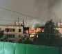 В столице РФ горит жилой дом после взрыва, сообщают о погибших (видео)