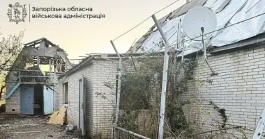 Войска РФ сбросили на Запорожскую область 7 КАБов: есть раненые