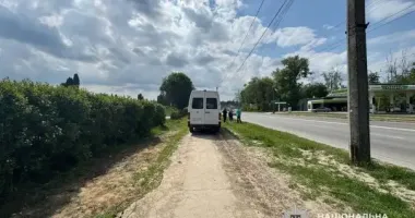 У Тернополі фургон наїхав на тротуарі на 72-річну жінку
