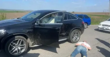 На Львівщині викрито зловмисника, який за 10-15 тис. доларів незаконно переправляв чоловіків через кордон