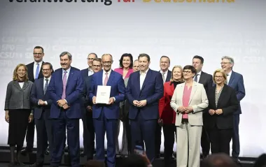 П’ята в історії: у Німеччині офіційно підписали коаліцію ХДС і СДПН