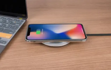 Как зарядка до 100% влияет на iPhone? Бывший сотрудник Apple развеял популярный миф