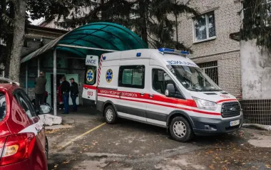 В Броварах собака напала на школьников: семеро детей в больнице
