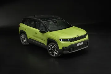 Брутальный дизайн и 375 сил: представлен новый Jeep Compass 2025 (фото)