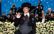 Ріанна вагітна втретє: зірка підтвердила новину на Met Gala 2025