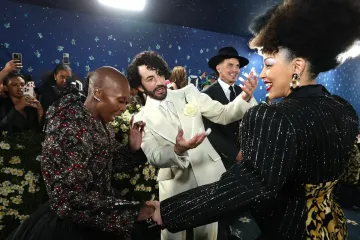 Не за что глазу зацепиться: 7 самых неудачных образов на Met Gala 2025