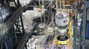 Трамп пытается забрать ракету для полета людей на Луну: NASA все же ее собирает (фото)