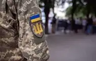 У Львові працівники ТЦК схопили напівбосого чоловіка