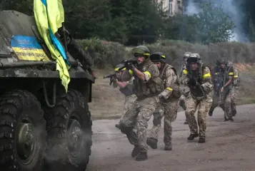 Новое наступление ВСУ: как Силы обороны применяют тактику "тысячи уколов" на Курщине и Белгородщине