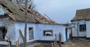 Росіяни атакували з артилерії передмістя Херсона: є жертва