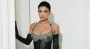 Кайли Дженнер застряла в своих туфлях за 1000 долларов на Met Gala 2025