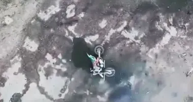 Сили оборони спалили техніку росіян на Півдні: відео