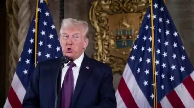 Администрация Трампа предлагала Украине принимать депортированных из США граждан третьих стран – СМИ